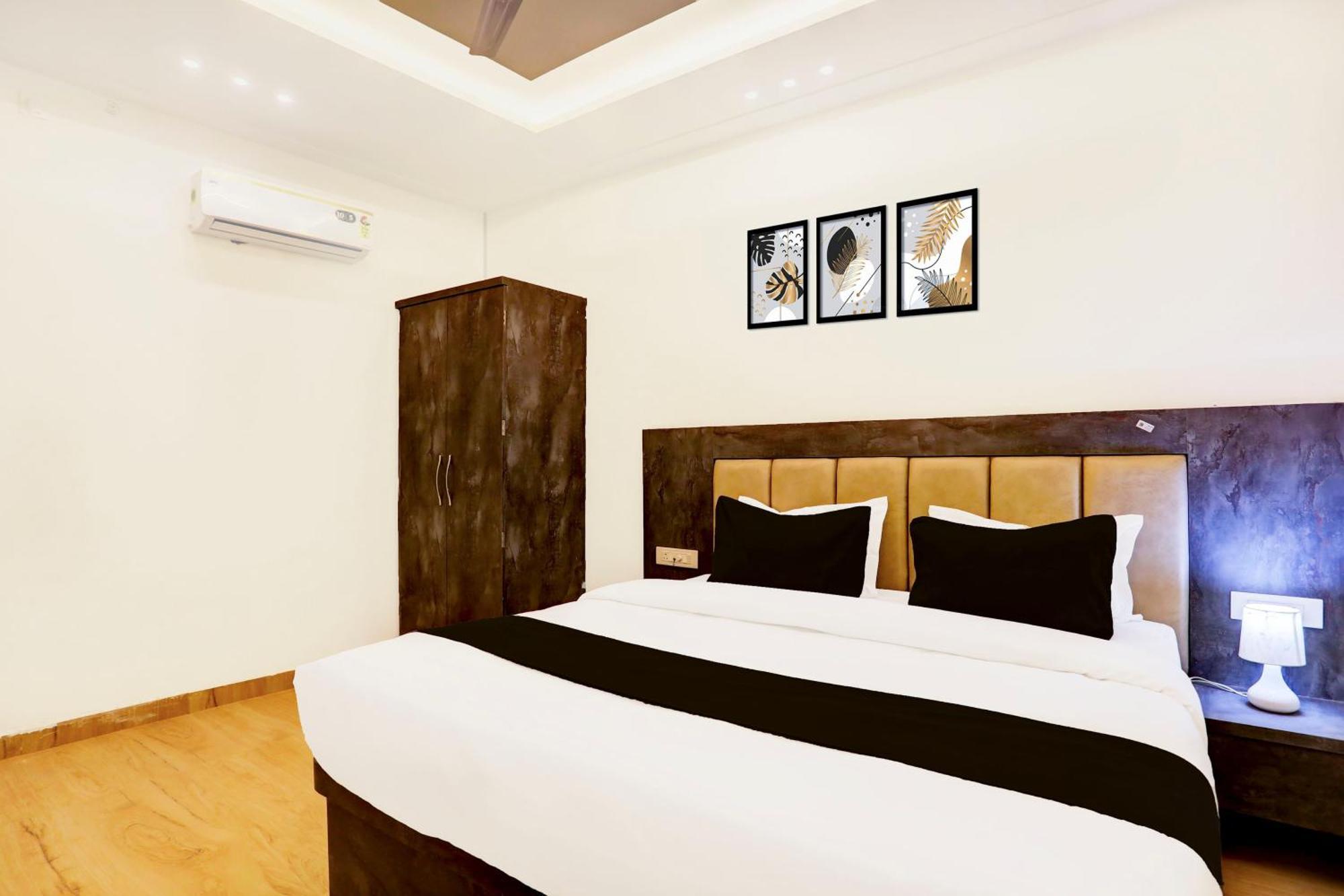 Super Townhouse Balua Road Pahadiya Hotel Варанаси Екстериор снимка